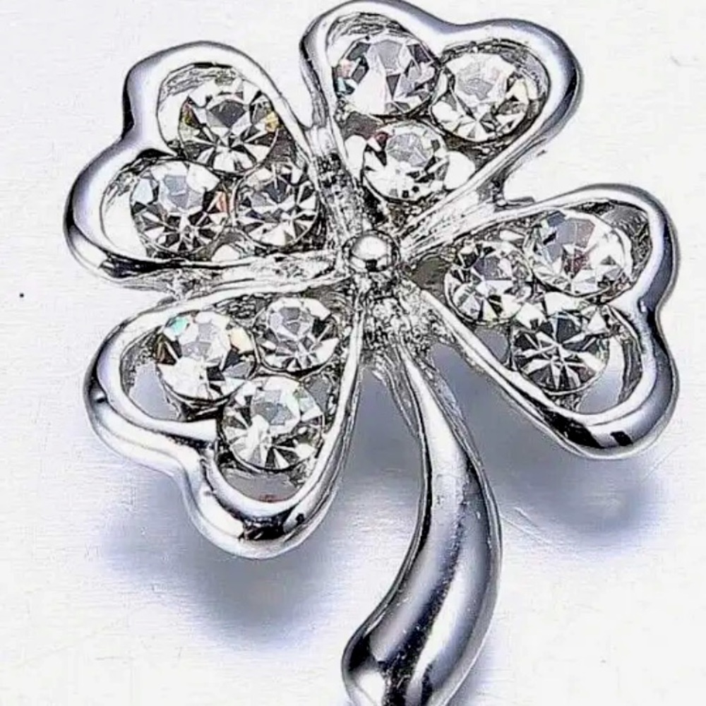Silver 4 Leaf Clover Badge Brooch Accented with Signity Stones/Irish Gems Charm